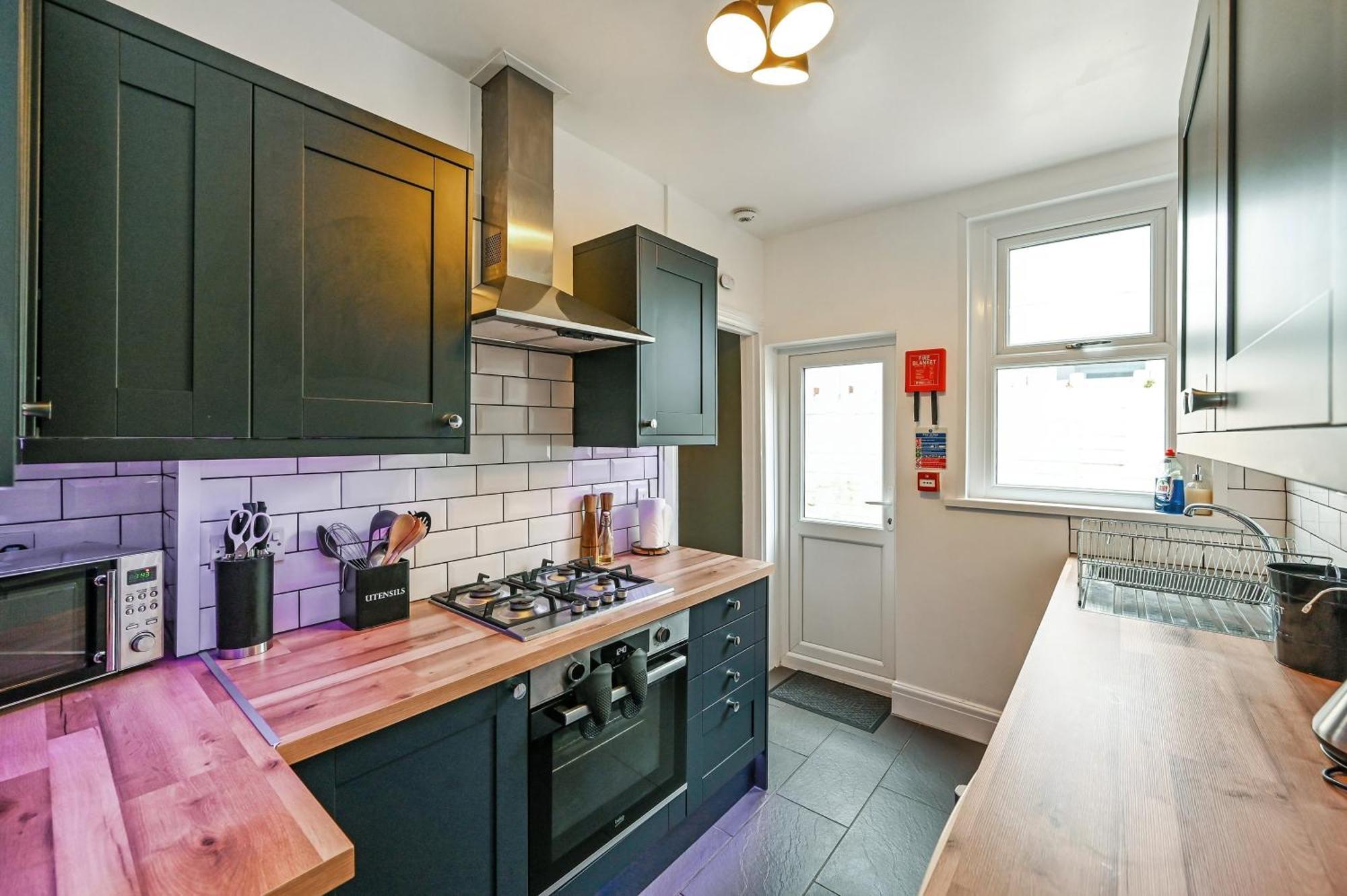 Beautiful Townhouse, Great Location - Pet Friendly Βίλα Κάρντιφ Εξωτερικό φωτογραφία