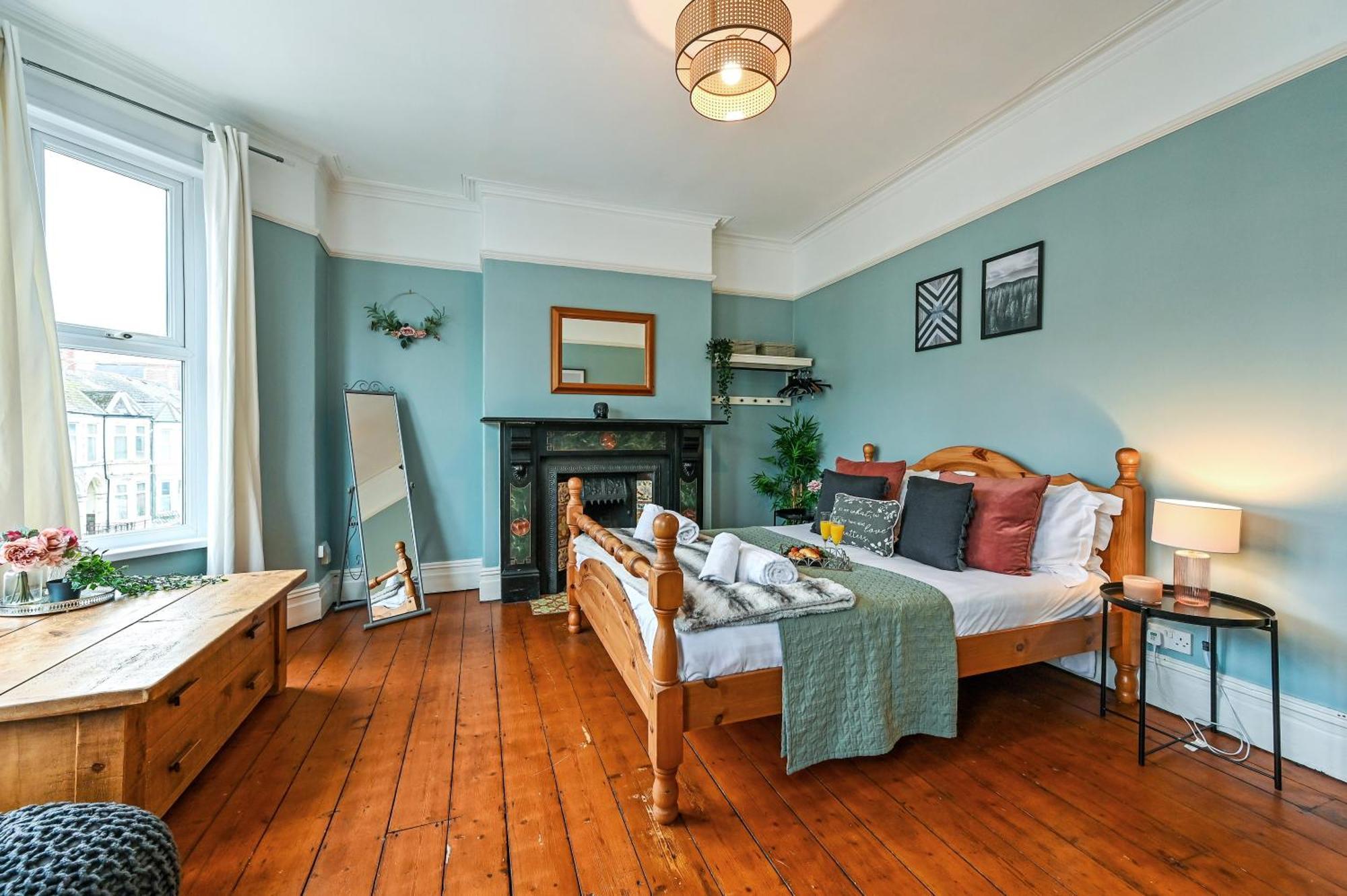Beautiful Townhouse, Great Location - Pet Friendly Βίλα Κάρντιφ Εξωτερικό φωτογραφία
